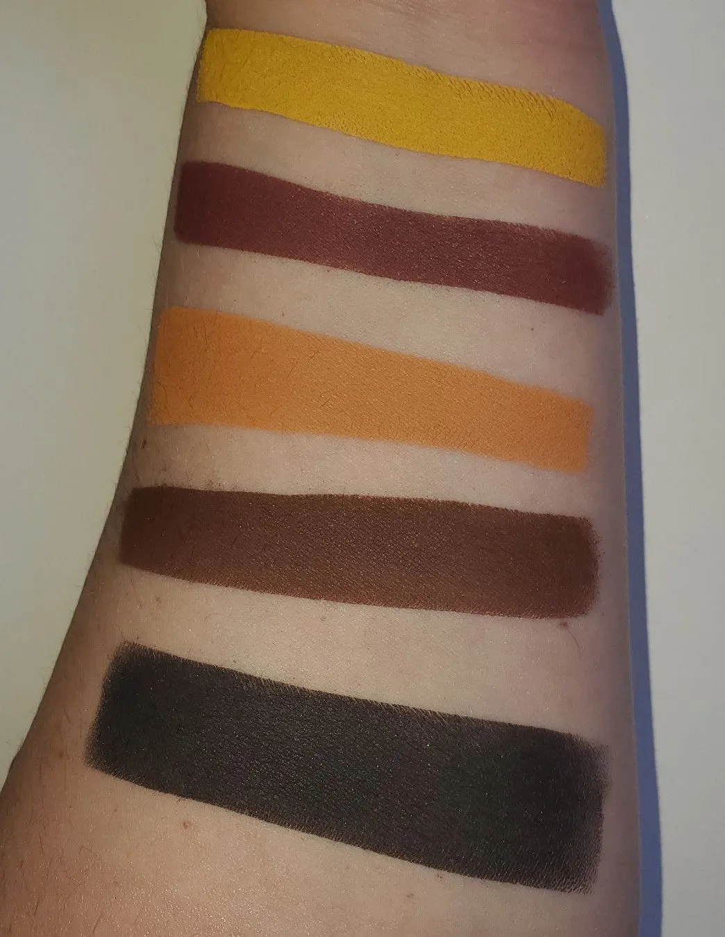 Taxi - Loose Matte Eyeshadow