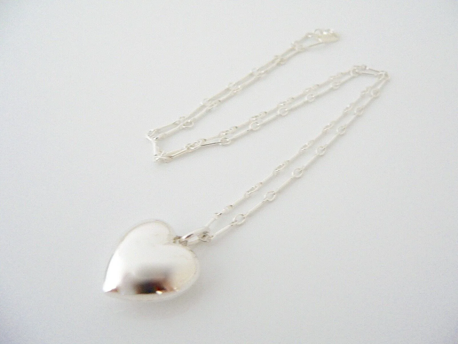 Tiffany & Co Silver Heart Necklace Pendant Charm 18 In Chain Puff Puffed Mint