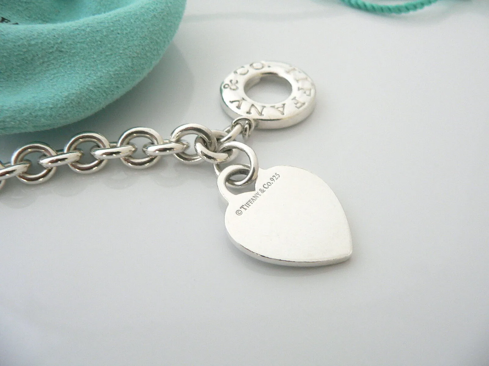 Tiffany & Co Silver Heart Toggle Charm Bracelet Bangle Chain Gift Love Statement