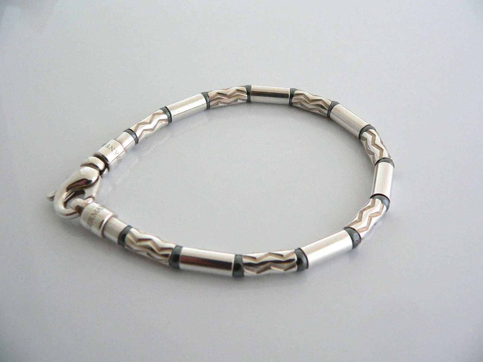 Tiffany & Co Silver Hematite Carved Bead Bracelet Bangle Rare Gift Cool Love