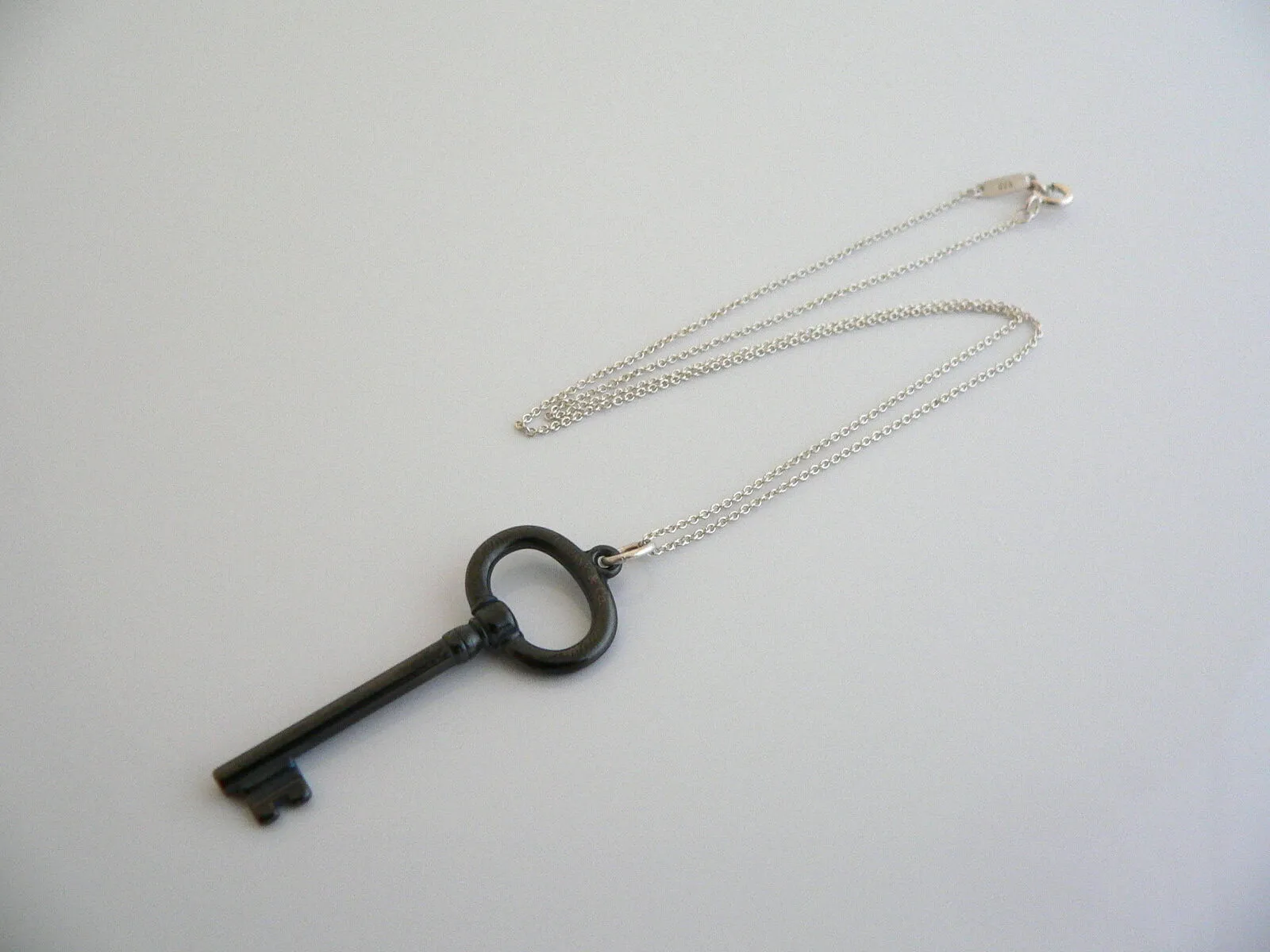Tiffany & Co Silver Oval Black Titanium Key Necklace Pendant Chain Gift 17 Inch