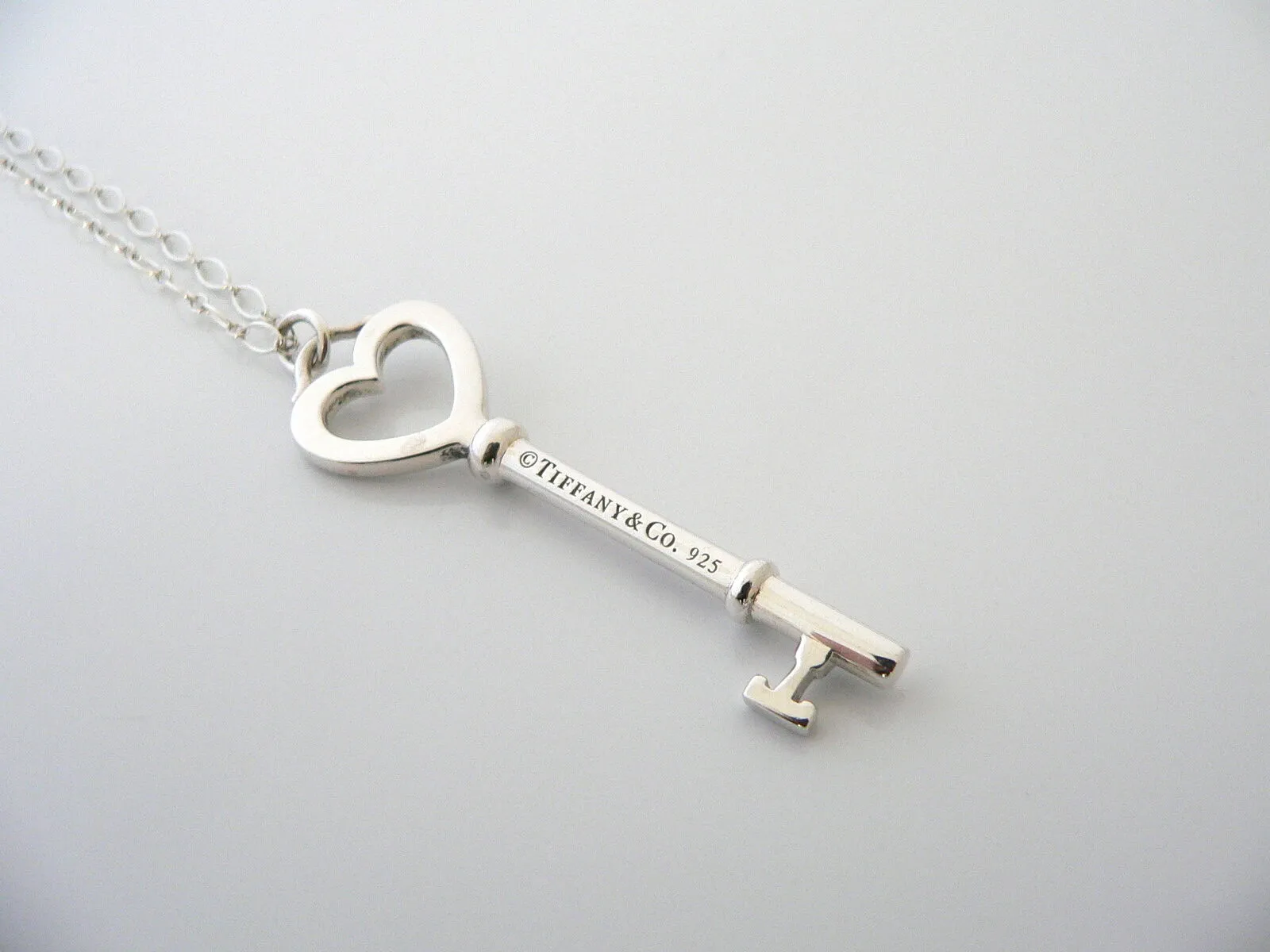 Tiffany Co Silver Large Heart Key Necklace Pendant 18 Inch Chain Gift Love
