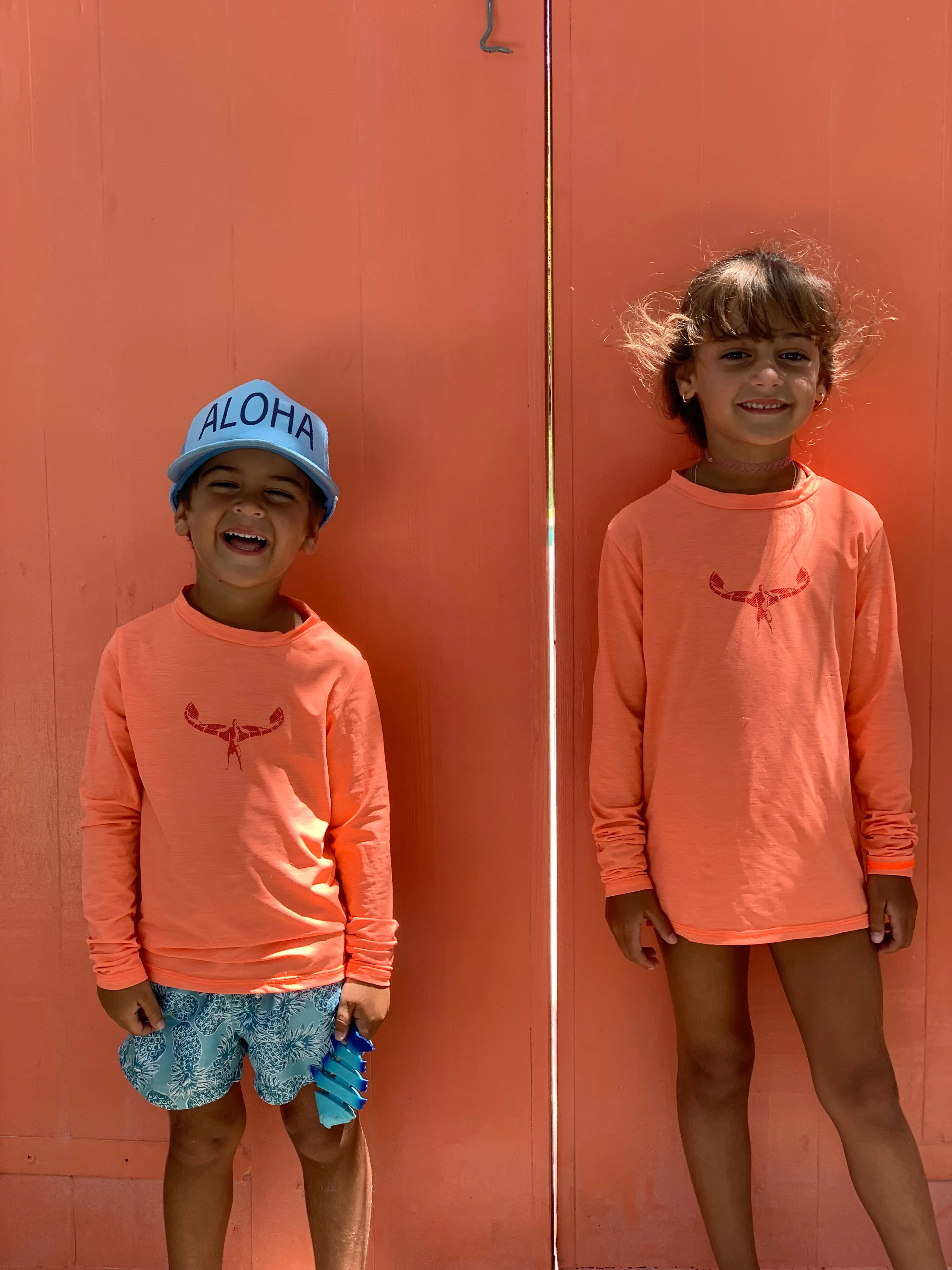 TKS MIAMI KIDS SUNSHIRT LOOSE FIT CORAL UPF 50