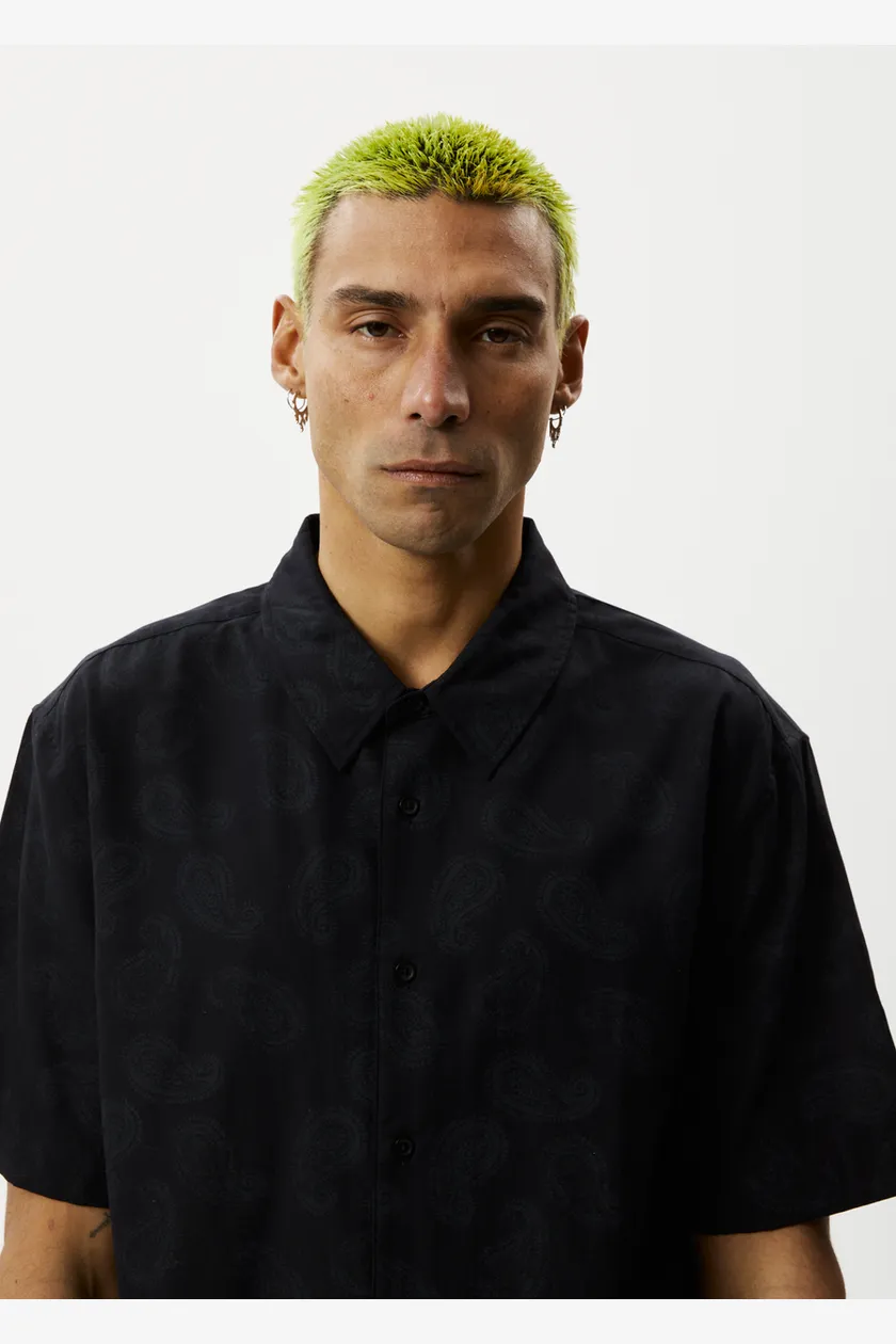 TRADITION - PAISLEY SHORT SLEEVE SHIRT - BLACK