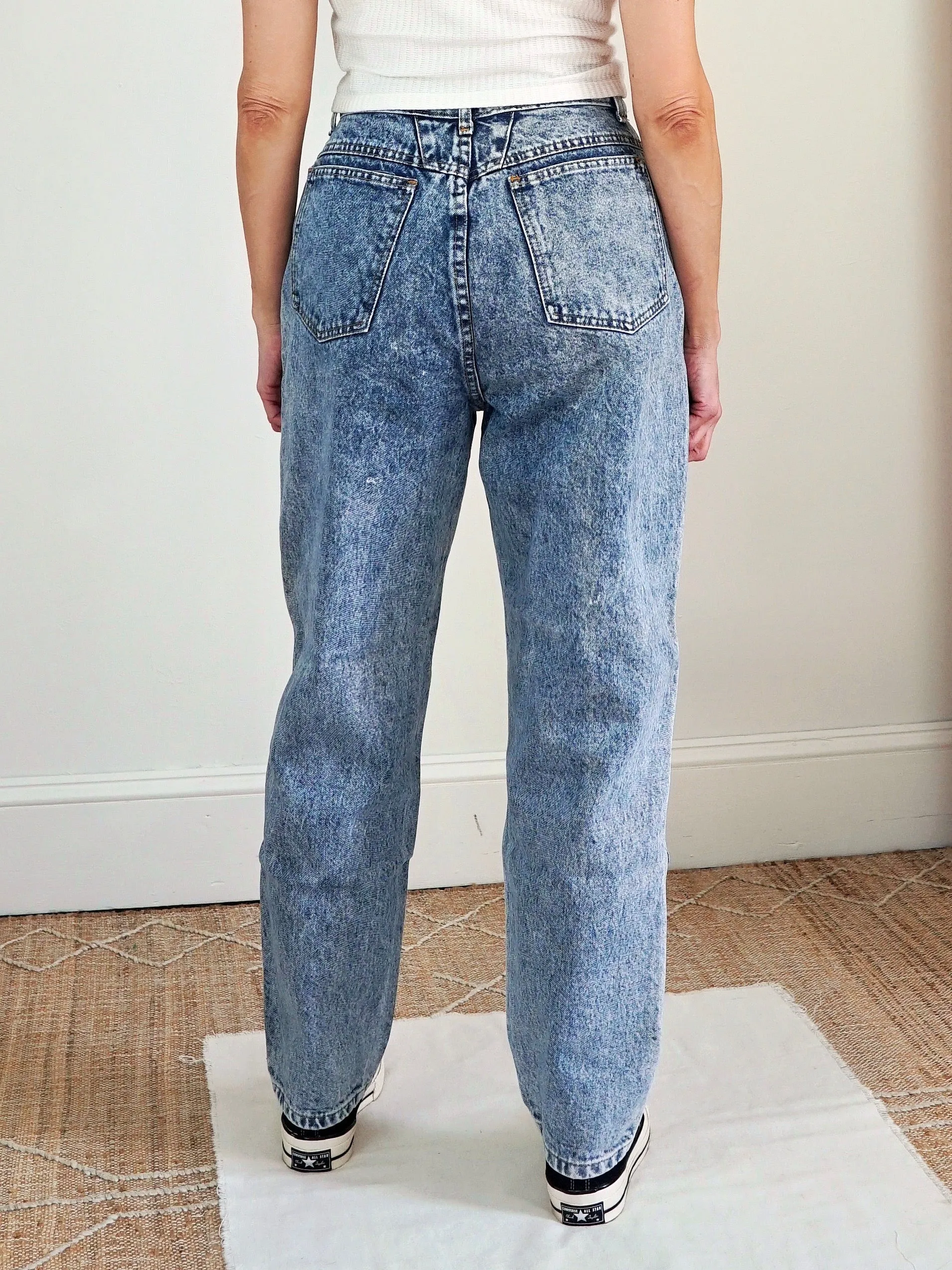 Vintage 80's Acid Wash Barrel Jeans - 28" Waist