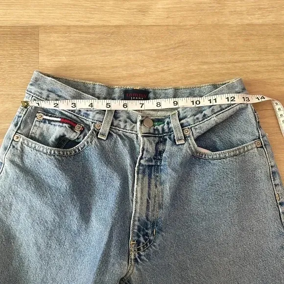 Vintage 90s Tommy Hilfiger Tommy Jeans size 5/30