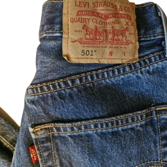 𝅺vintage Levi's | Blue Jeans