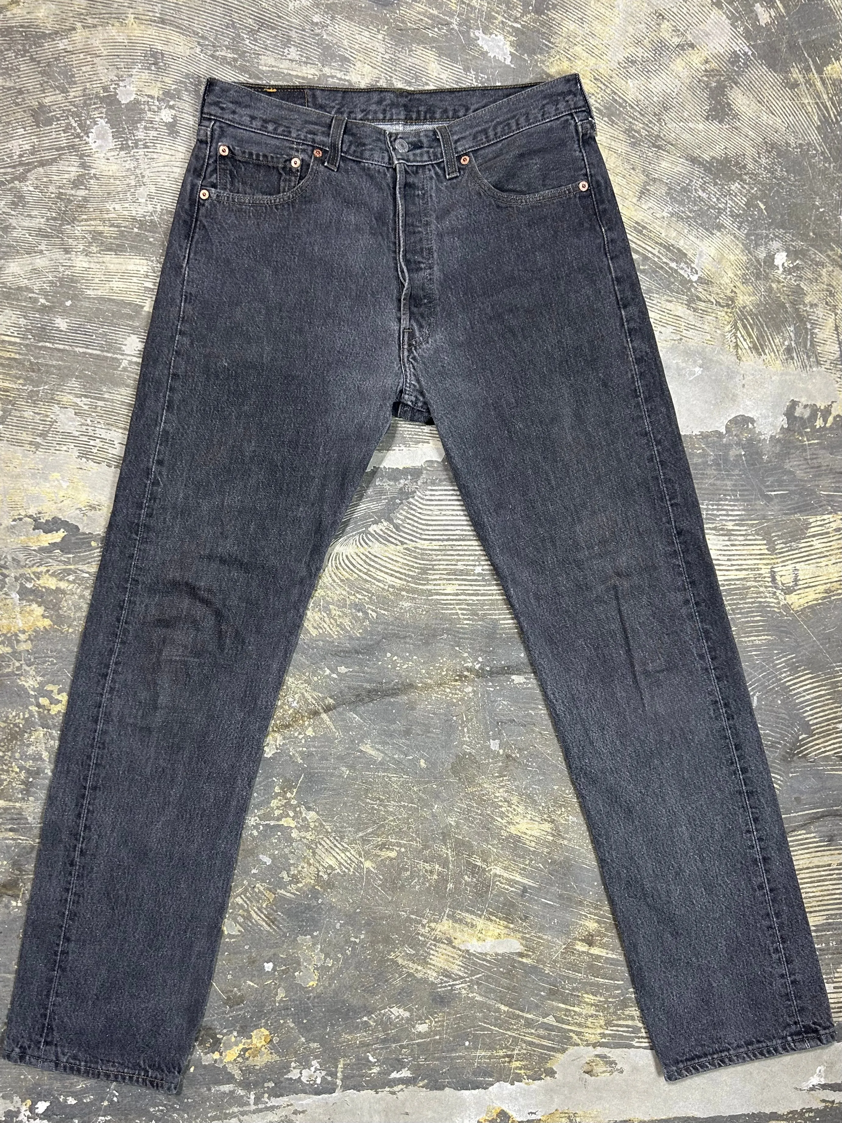 Vintage USA Made Levi 501 Faded True Black Jeans (JYJ0124-008)