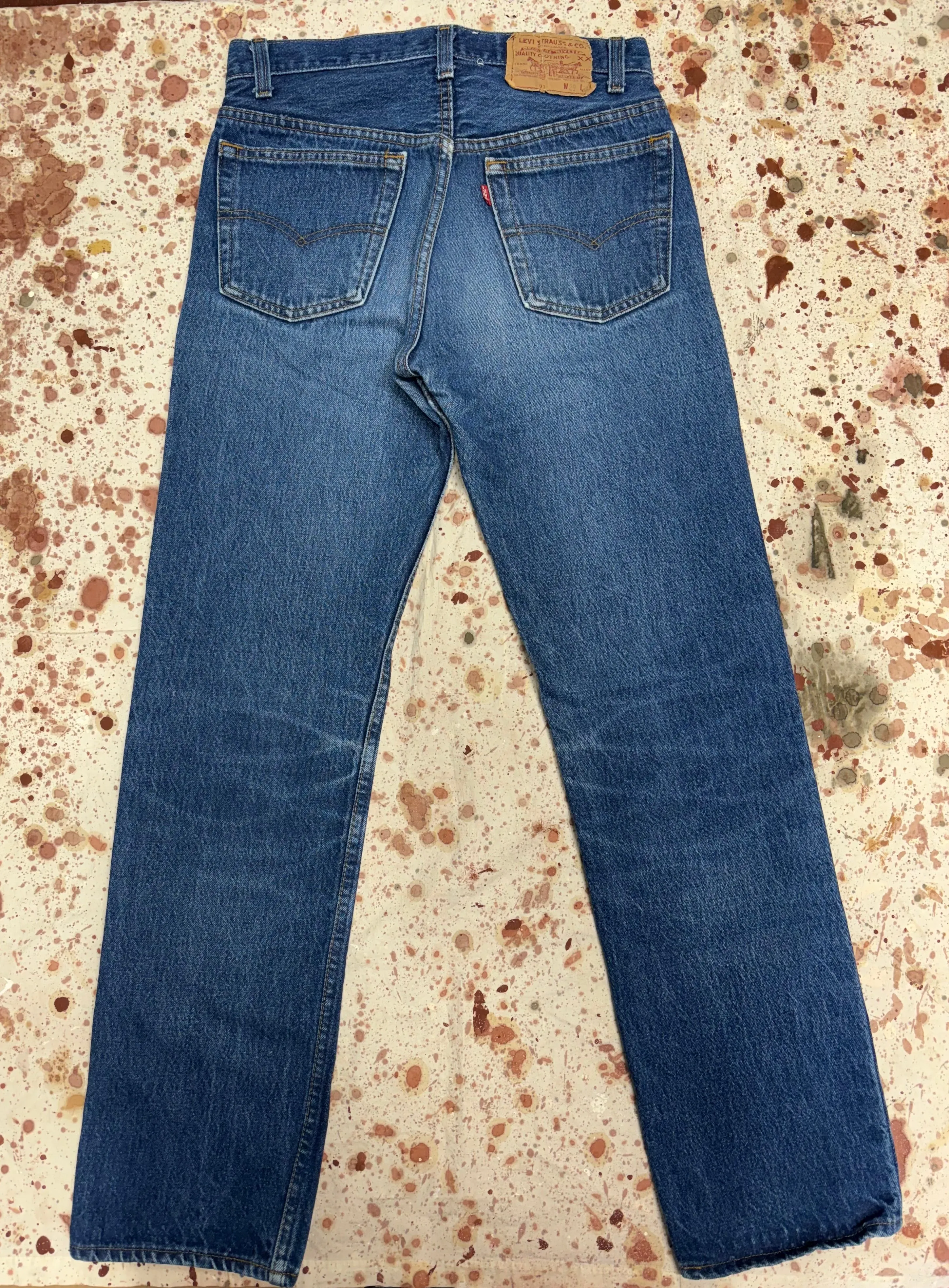 Vintage USA Made Levi 501 Transitional Premium Dark Wash Denim Jeans (JYJ0424-173)