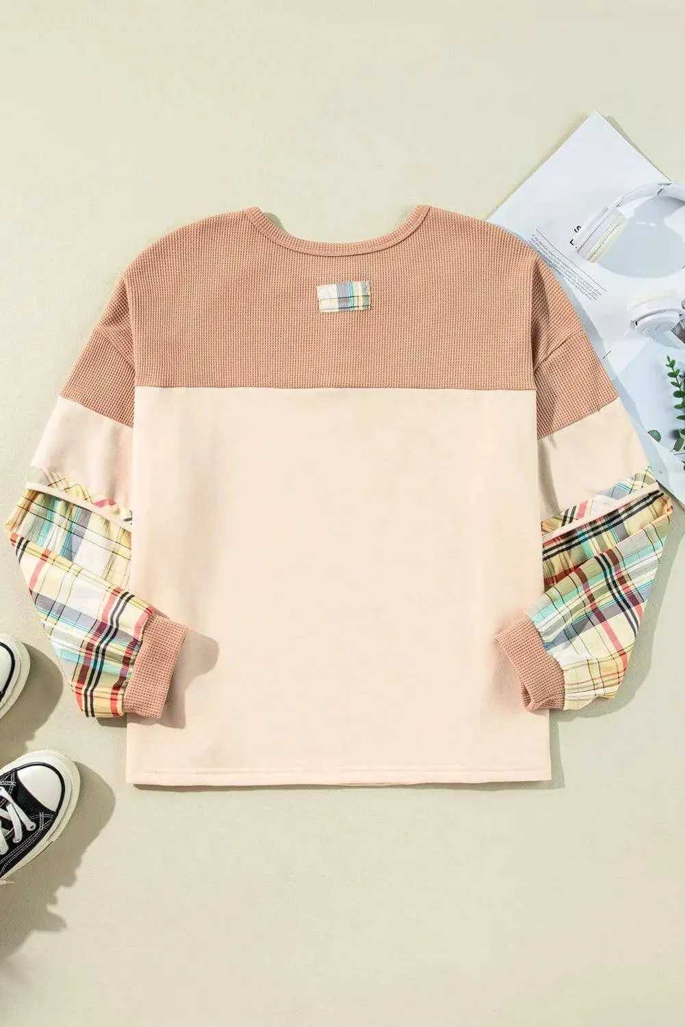 Waffle-Knit Detail Plaid Round Neck Top – Cozy & Stylish