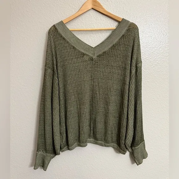 We the Free South Side Thermal Waffle Top in Moss