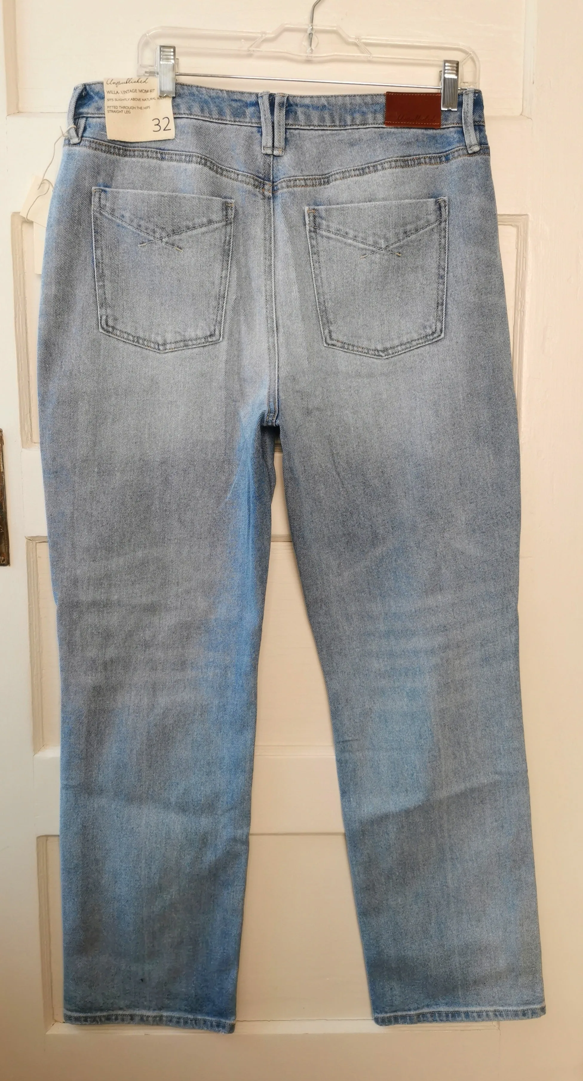 WOMENS SIZE 32 - UNPUBLISHED, Willa High Waist Mom Fit Straight Leg NWT B58