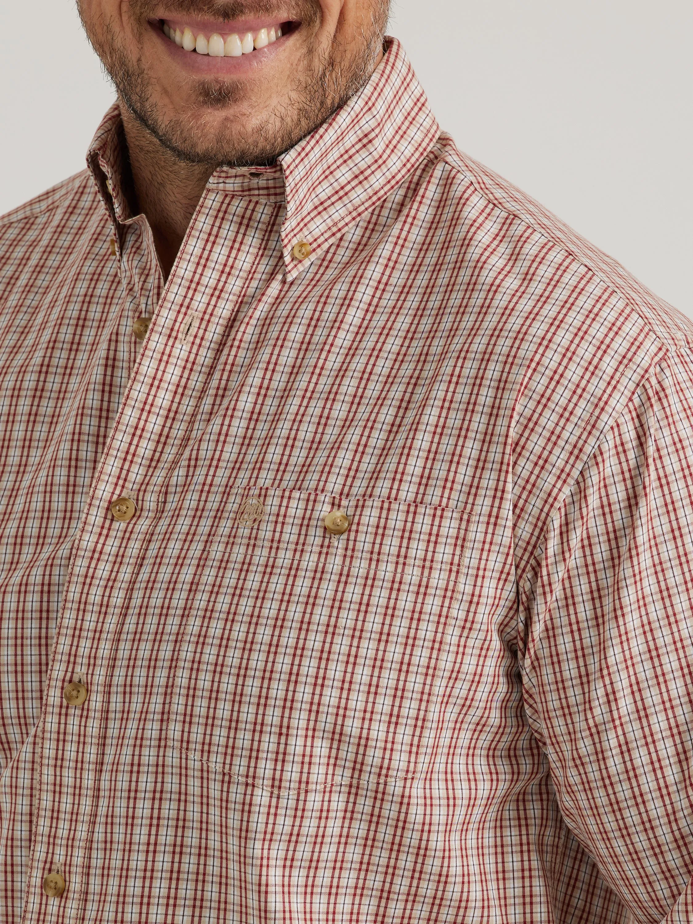 Wrangler Men's Classic Western Relaxed Fit Shirt