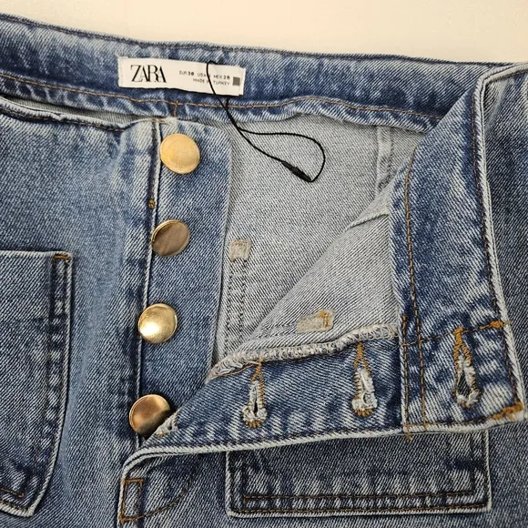 Zara wide leg high waist cropped jeans size 6